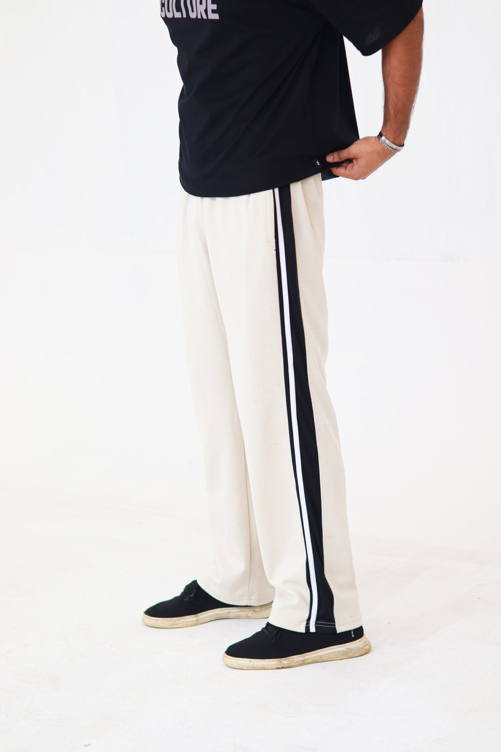 Light Cream Baggy Trouser