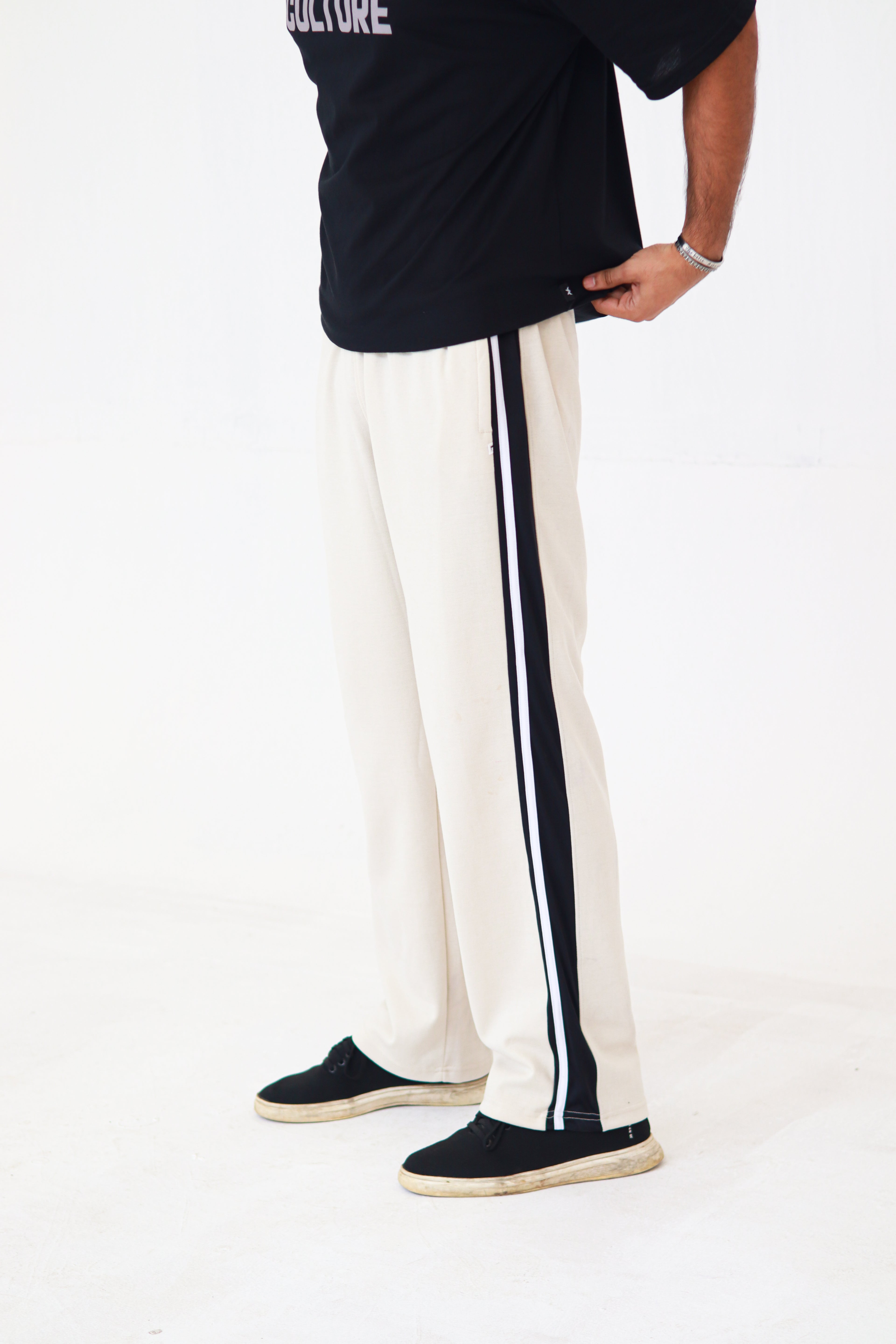 Light Cream Baggy Trouser